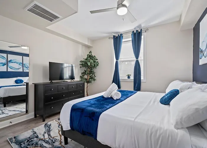 Apartment Upscale King Bed With Full Workspace And Free Parking